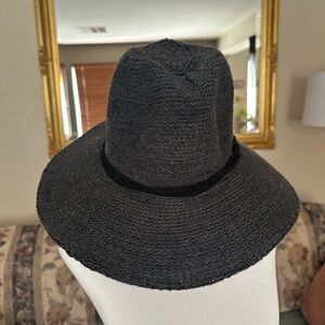 Elegant Grey Women's Sun Hat